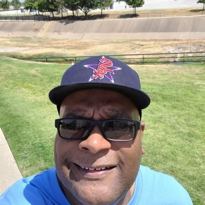 JeffVinson19's profile picture. 