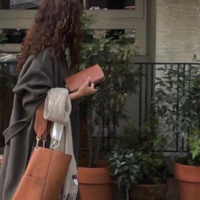 laop51's profile picture. 