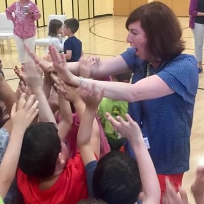 Kindergarten teacher at Moss School( Metuchen School District) passionate about educating future global citizens. Bank Street College of Education alum ‘03.