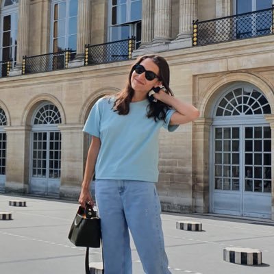 CarolainaRossi's profile picture. dimmi tu che cos'hai preso e io che cosa posso darti