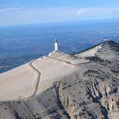 Para el Conde de Montecristo toda la sabiduría humana está resumida en confiar y esperar. Para mí, en el café y el ciclismo.