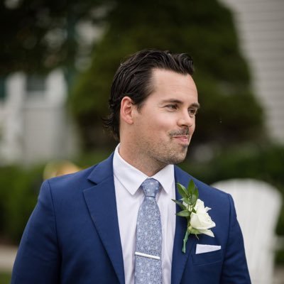 Powered by @playtruehockey Skill Coach @ The 6ix Sports Leadership -Director Leysin Sport Academy - Owner Coach Boulanger Sàrl -Lucky Married Man & proud father