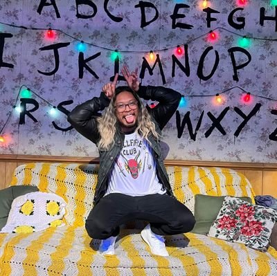 highsix's profile picture. six fingered bandit.