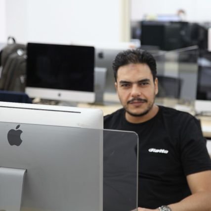 الله غايتنا ورسولنا زعيمنا وقدوتنا، والقرآن دستورنا ، والموت في سبيل الله أسمى امانينا) ...