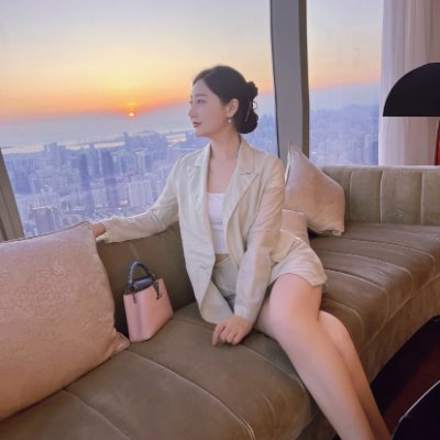 Hannah is a business woman and investor who specializes in Entrepreneurship, Investment and Finance and Business Development.
