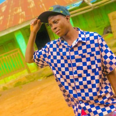Ayomide300025's profile picture. I work as a barber and I'm so calm, quiet, loving, kind and generous I will take good care of you more than your expectations (give me a trial) & patronize me