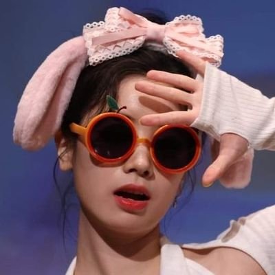 potatodubs's profile picture. this is just a space for my thought vomit. nothing special here trust me. i like to art but im meh but i try! she/her 32