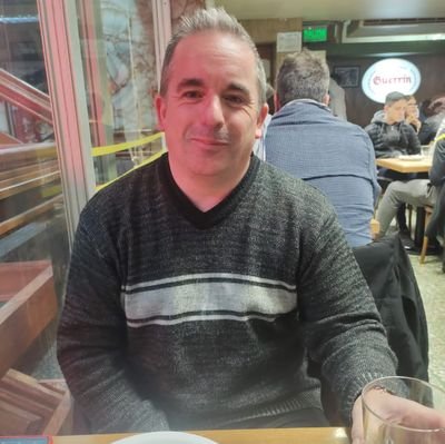 Lic. y Prof. en C.Política. @UbaSociales. @BocaJrsoficial. Una vez, Charly Alberti me dió la Razón.