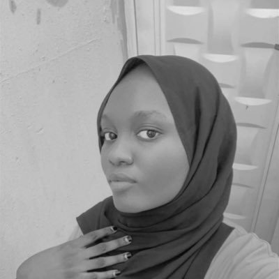 Fateemah_x's profile picture. Screw perfect!