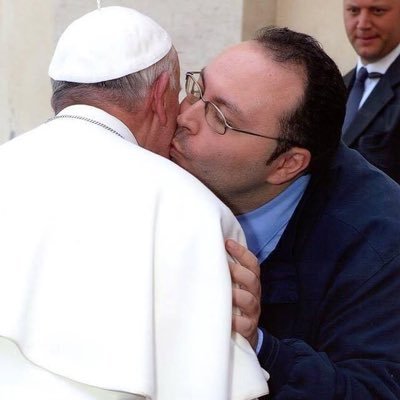 GianlucaBarile_'s profile picture. Giornalista. Già Assistente Parlamentare, Collaboratore del Gruppo “L’Espresso” e Amministratore Pubblico. Dal 2005 servo il Papa e la Chiesa. Juventino.