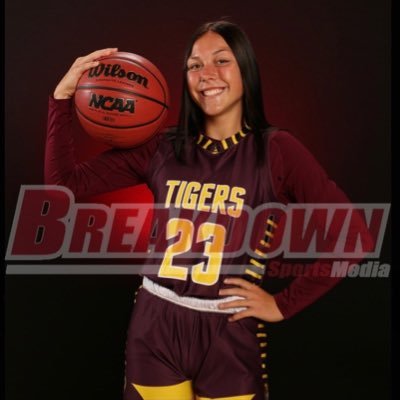 stewartville 24’ || @jimmie_wbb commit!