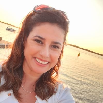 Deboragiacumuz's profile picture. Foco e fé 🌻