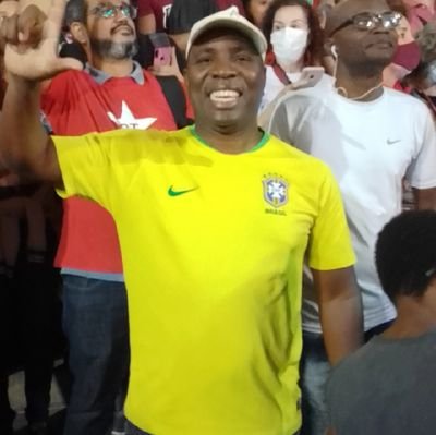 Pai Avô orgulhoso, Marido Apaixonado, Empreendedor 🇧🇷 homem plubico empresário na área de vendas Alimentação 🦅
_@nailsnanda_