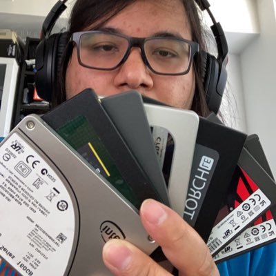 🧑‍💻Sysadmin | 📸Tech enthusiast | 🇲🇺🇨🇦| ⚜️Franco | 💽Datahoarder🎞📚|🎧Giblet | Views are my own | @ergosteur@mas.to | ergosteur@bsky | @ergosteur ig