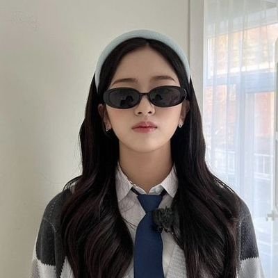 baesye's profile picture. ↳ æs.. ♡፧ 20y | ela/dela ⋆｡ﾟ☁︎ ✩ ☾‧₊ あ;