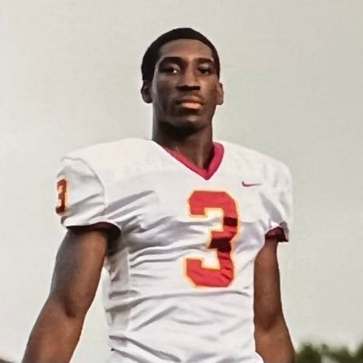 Class: 2024 | School: Holy Innocents’ (GA) | Pos: LB/DL | GPA: 4.15 | Email: kam.perry90@gmail.com | #3 | First Team All Region Defense Ht:6’ 1’’ Wt: 215