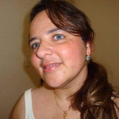 Lulista de Coração...
Esposa de Corintiano e filha de Palmeirense
P.S. Bolsonaristas aqui não!