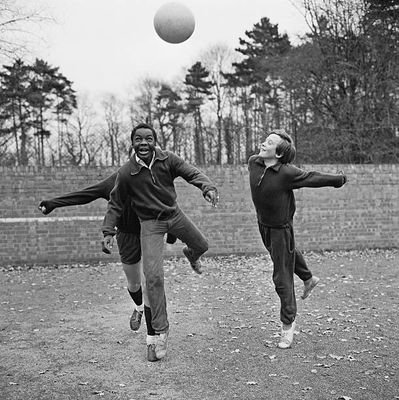 queslaine_B's profile picture. life is a do-it-yourself project.