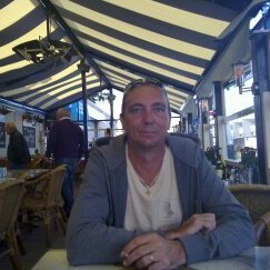 bonqui12's profile picture. 