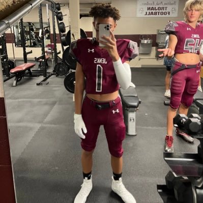 Jenks High School || Track || Football || 5’8 || WR/CB || email: jay737jayjay@gmail.com ||