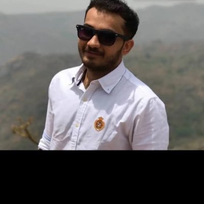 pandyaa_jay's profile picture. Dev @EzriRx
