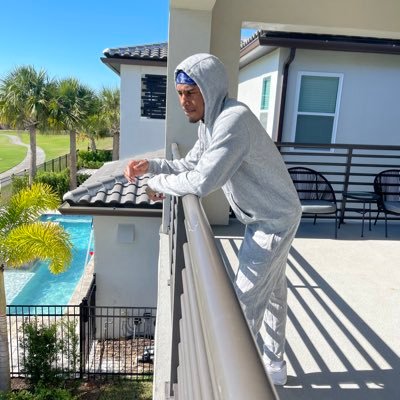 Money to be made, Woes to be played, Sipping on my lil bit of Kool-Aid 🥤