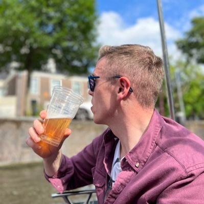 Personal Account of @KLeonardDrums Percussionist/Drummer. Irish music specialist. Sport fanatic! @ProRacketCases Artist. https://t.co/tBi8hJDumz