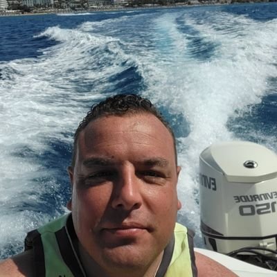 LUFC, Leeds Rhinos, Fishing, Sci-fi, Food! Senior Operations Director