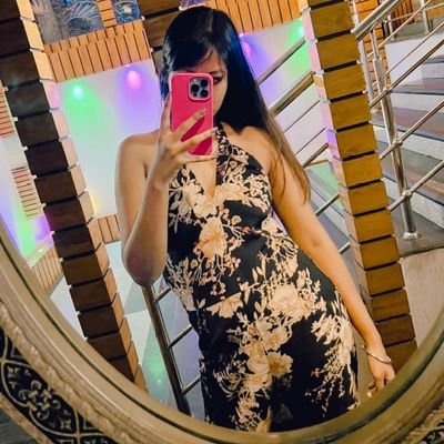 Donnadontweet's profile picture. Dead until India lifts next ICC Trophy.

*Alive on (29/06/2024)*