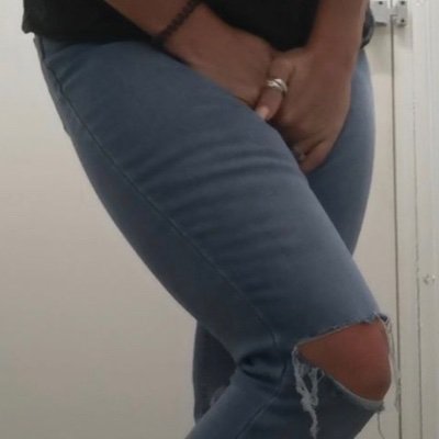 HarperEden6's profile picture. Hi everyone, I love pee desperation and wetting. I just started a manyvids account and will accept queries for customs. 😊 so contact if you want pee content 😊
