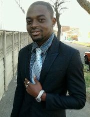 A giving person that helps everyone in making money online.