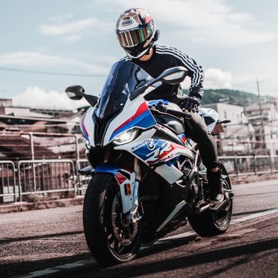 kariya_s1000rr's profile picture. ninja250→cbr600rrコニカミノルタ ⇒BMWS1000RR