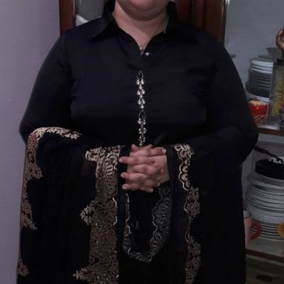 Sidra Aunty (سدرہ آنٹی) Profile
