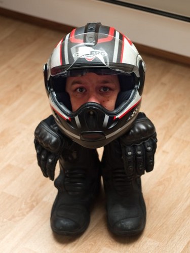 OlaMarvin's profile picture. Endorfinjunkie. Jobber med arbeid, men hygger meg gjerne med adspredelser på fritiden. Liker bra ting, litt ambivalent til dårlige. Twitrer ikke nødvendigvis.