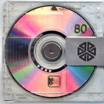 0neiros_2079's profile picture. Weaving necklaces from logarithmic equations