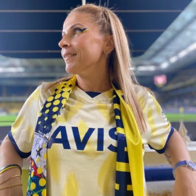 #Evladımamirasbusevda💛💙 #FENERBAHÇEM #EMİRHAN💛🌿💙#EYLÜL ☘️7-11-21☘️   🧤🤍