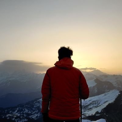 himalaya_tony's profile picture. I drink and I know the things 🥂