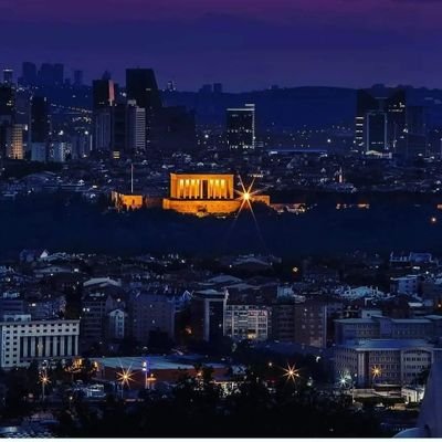 19_06ce's profile picture. “Derisini değiştirmeyen yılan, kafasını değiştirmeyen insan ölmeye mahkumdur.”