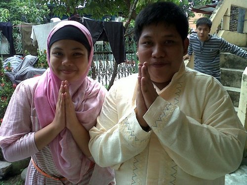 rizki_holic's profile picture. do all the work gracefully and smile