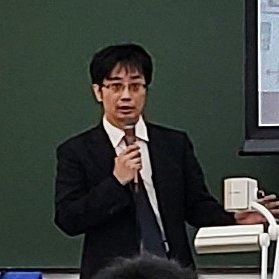 産経新聞（https://t.co/vlaT439hsV）大阪本社社会部次長。2019年に脳出血。右半身の麻痺が残っていますが、リハビリをしながら新聞記者（デスク）として働いています。産経WEST/学ぼう産経新聞/『夜間中学はいま』/『さらば革命的世代』。Tweetは産経新聞社やグループの見解ではありません。