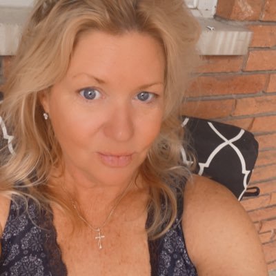 ukkatie9698's profile picture. 