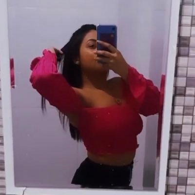 CamiilaSilvax's profile picture. Seja luz e transmita paz.