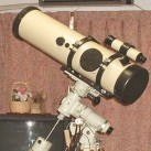 望遠鏡を担いで山奥まで天体写真を撮りに行っていたのは数10年前のこと。随分と時間が経ったんだ。