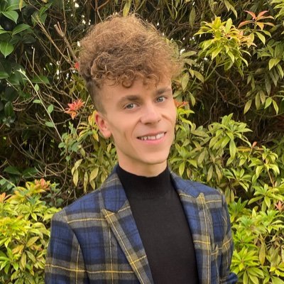 Head of Year 8 and Teacher of Philosophy, Religion and Ethics.
BA (Hons). PGDE. Associate of Kings College London (AKC).
Instagram: benwardleteacher