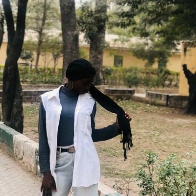 Fashion designer 🧵 | Special educator 🧠
Building @byjumai: bold modestwear, handcrafted with purpose
Sewing. Teaching. Storytelling.
Soft. Focused. Purposeful