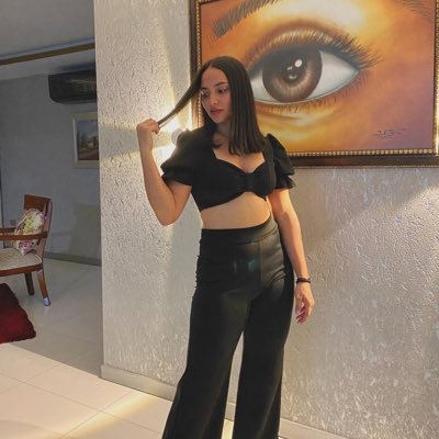 Others are good but you can be better. Inst: @danielaha98 ✌