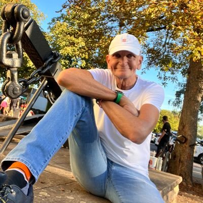 OS/X, Amateurfunk Klasse 1, ATV, Sporttrainer für Erwachsene B+C, Tanztrainer für Anfänger, ZUMBA, Cycling, BBP-Special, Strongnation