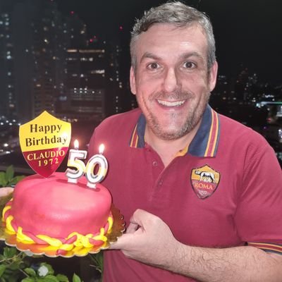 Presidente AS ROMA club Panamá 
con Roma e la Roma nel cuore