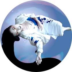 Cie_NUBA's profile picture. Choreographer、Butoh Dancer、NUBA主宰、神戸で生まれる。東京での活動を経て在仏24年。著書「パリ発・踊れる身体ー有科メソードによるダンスの実践と指導」と、その仏訳版及び英訳版。TLは毎日読みます。
