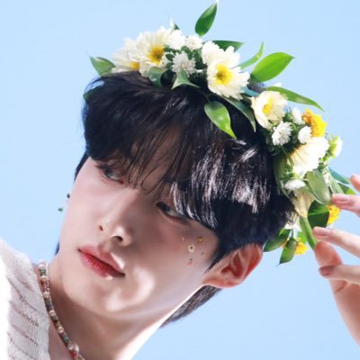 HWANWOONGPIE's profile picture. TO MOON🌙WEVE💫PLORY💜i might be random sometimes|| Son Twins enthusiast🤩